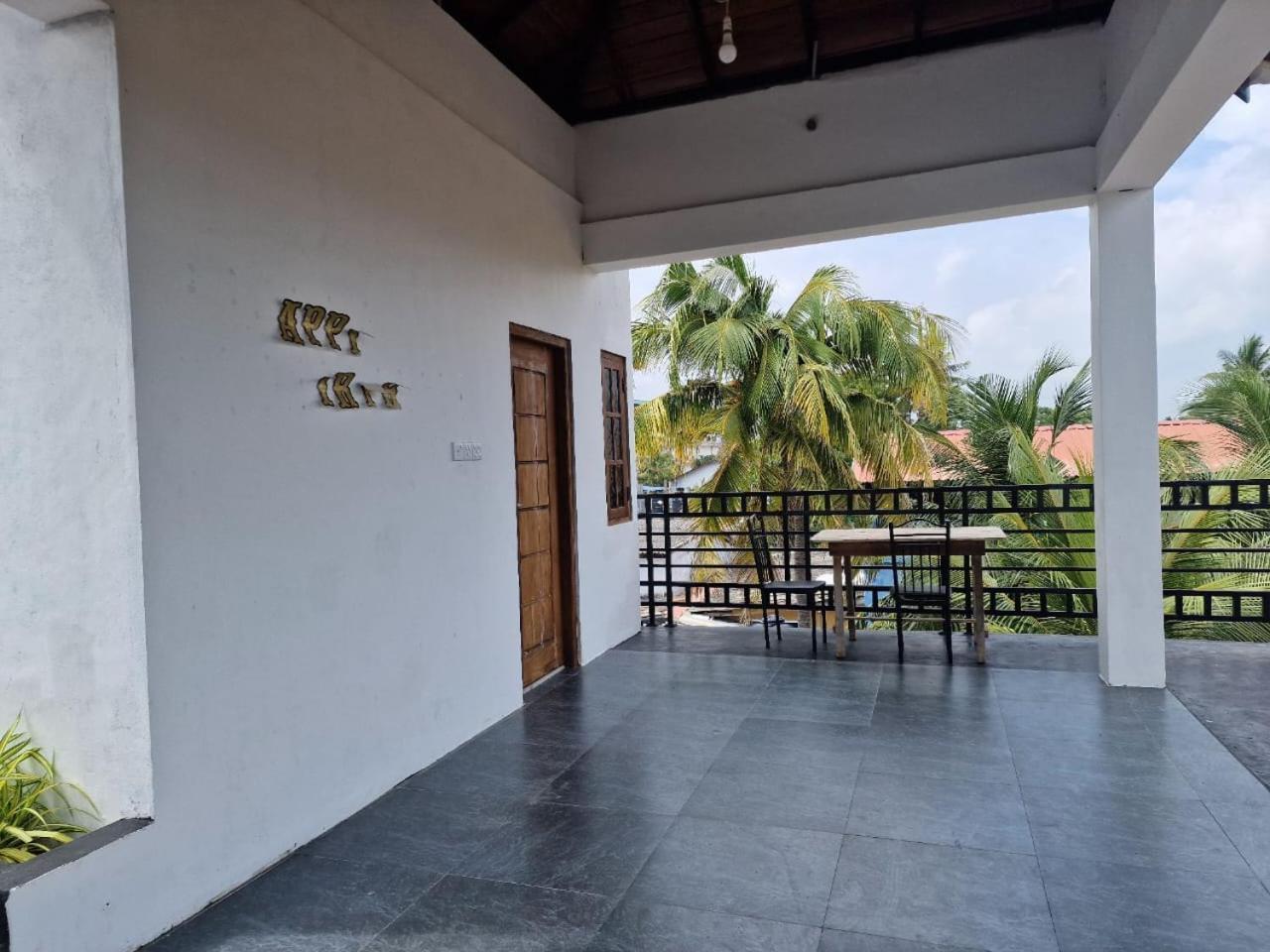 Javi Holiday Home Trincomalee Exterior photo